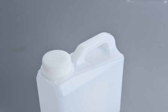 1L middelgrote plastic fles met gesloten mond heeft een goede afdichting