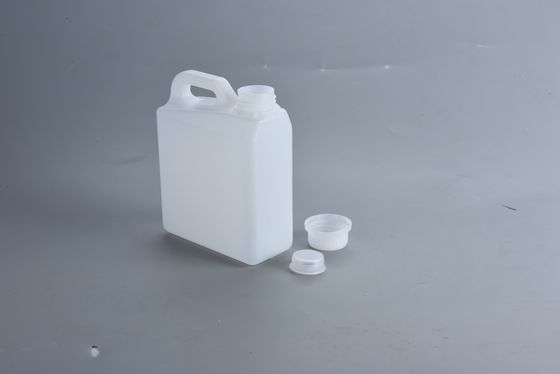 1L middelgrote plastic fles met gesloten mond heeft een goede afdichting